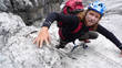 Andy klettert am Fixseil Andy klettert am Fixseil
